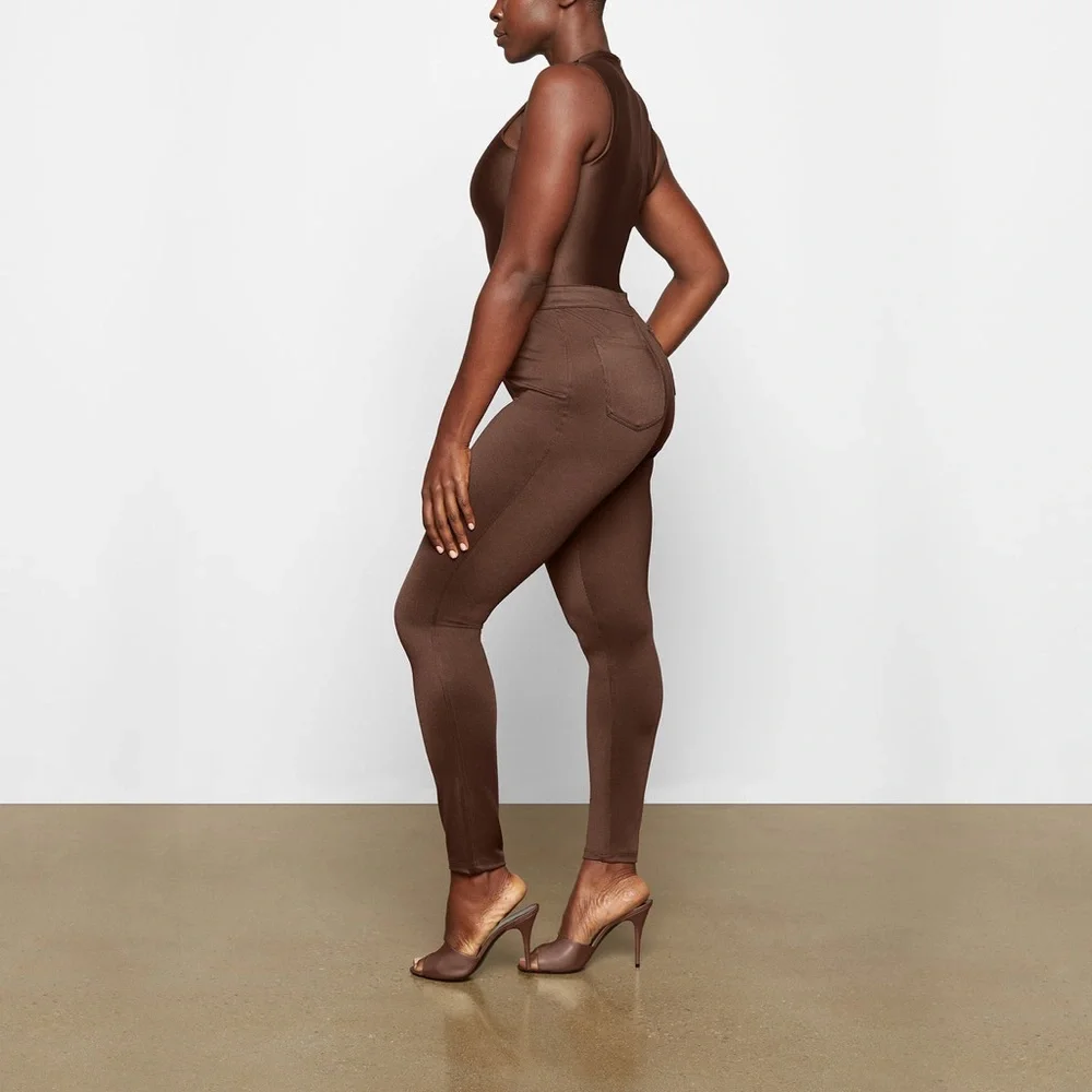 SKIMS Cocoa Disco Skinny Pants - Picture 2 of 7